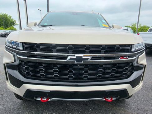 Used 2021 Chevrolet Tahoe Z71 w/ Z71 Signature Package AWD/4WD image 17