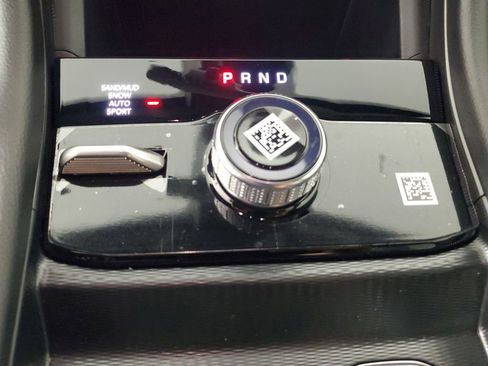 New 2025 Jeep Grand Cherokee Limited w/ Black Appearance Package image 19