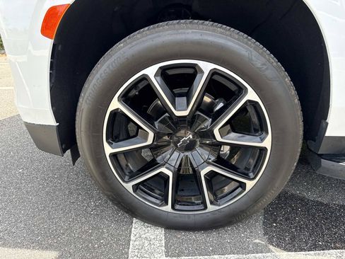 Used 2023 Chevrolet Tahoe RST RWD image 35