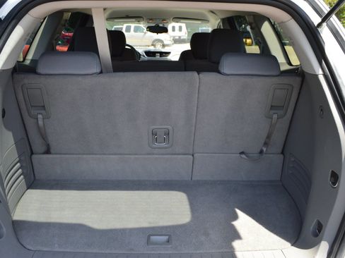 Used 2014 Chevrolet Traverse LS AWD/4WD image 23