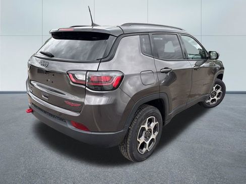 Used 2022 Jeep Compass Trailhawk w/ Trailhawk Elite Group AWD/4WD image 4