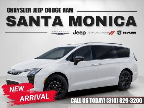 New 2027 Chrysler Pacifica Limited AWD/4WD image 1