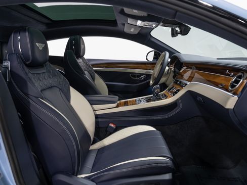 Used 2024 Bentley Continental GT V8 AWD/4WD image 65