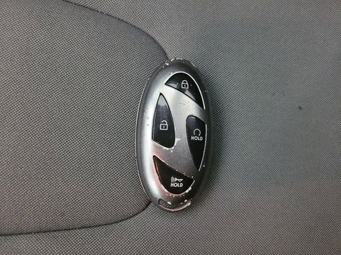 Used 2024 Hyundai Elantra SEL FWD image 32
