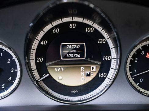 Used 2012 Mercedes-Benz E 350 4MATIC Sedan image 33