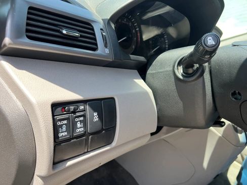 Used 2016 Honda Odyssey SE image 20