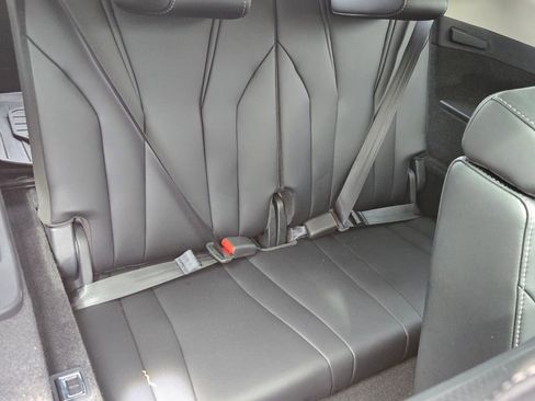 Used 2023 Acura MDX FWD w/ Technology Package image 18