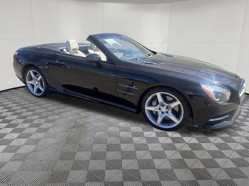 Used 2014 Mercedes-Benz SL 550 image 36