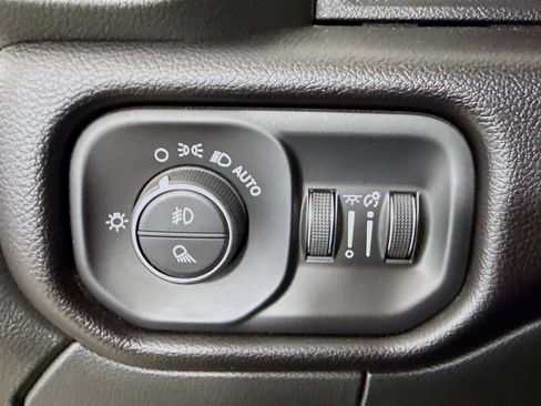 Used 2023 RAM 2500 Laramie w/ Night Edition AWD/4WD image 10