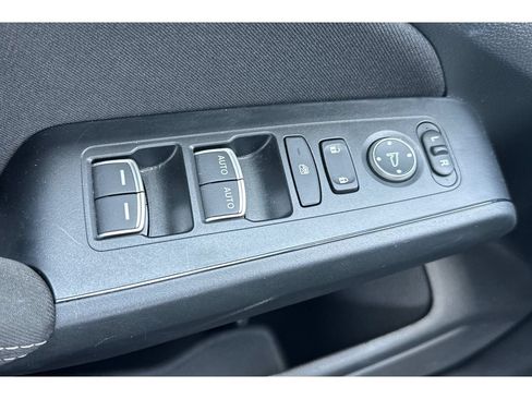 Used 2023 Honda Civic Sport image 8