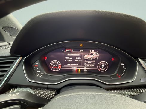 Used 2018 Audi SQ5 Prestige AWD/4WD image 17