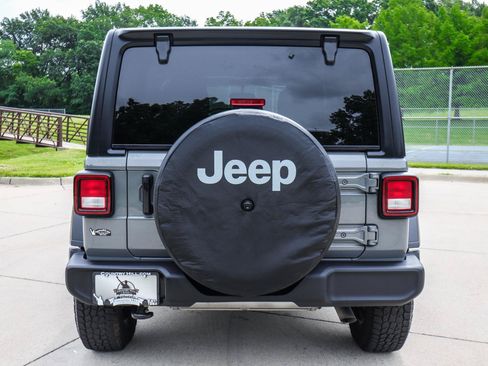 Used 2022 Jeep Wrangler Unlimited Sport AWD/4WD image 21
