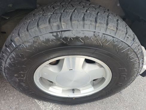 Used 1999 GMC Yukon SLT w/ Marketing Opt Pkg 5 image 16