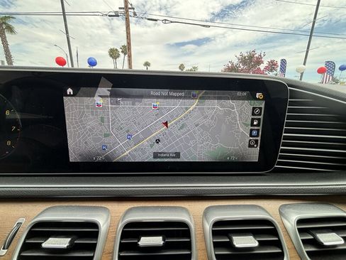 Used 2021 Mercedes-Benz GLE 350 w/ Premium Package image 28