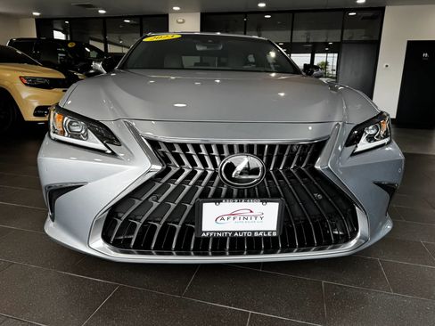 Used 2023 Lexus ES 250 w/ Premium Package AWD/4WD image 8