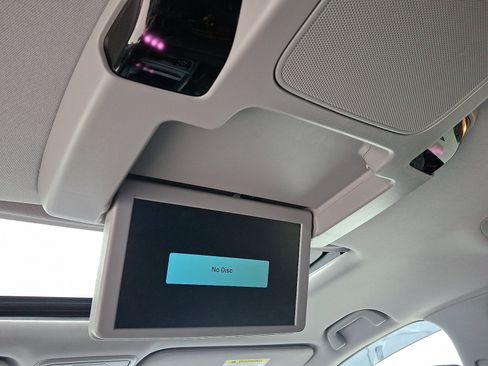 Used 2023 Honda Odyssey Touring image 13