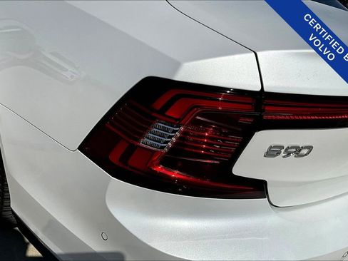 Certified 2024 Volvo S90 T8 Ultimate w/ Lounge Package image 40