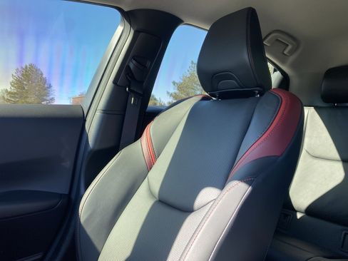 Used 2025 Toyota Prius XSE image 29