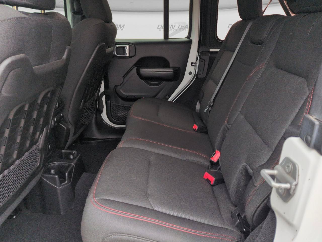Used 2019 Jeep Wrangler Unlimited Rubicon AWD/4WD image 27