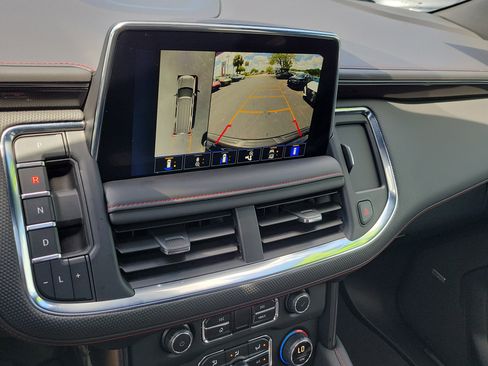 Used 2024 Chevrolet Suburban RST w/ Luxury Package image 27