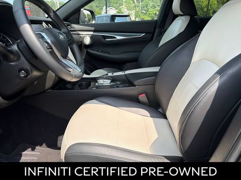 Certified 2025 INFINITI QX55 Essential AWD/4WD image 19