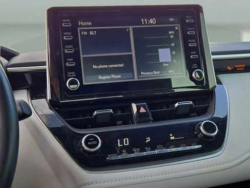 Used 2020 Toyota Corolla SE image 24