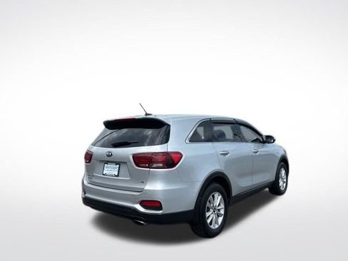 Used 2019 Kia Sorento AWD V6 image 12