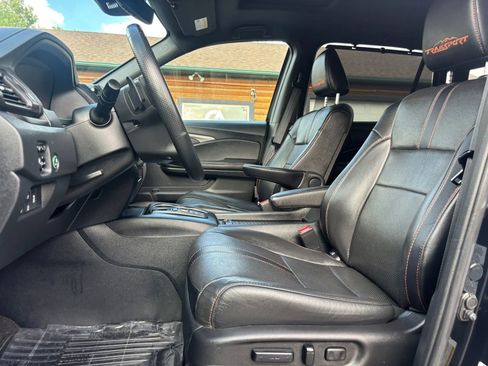 Used 2023 Honda Passport TrailSport image 10