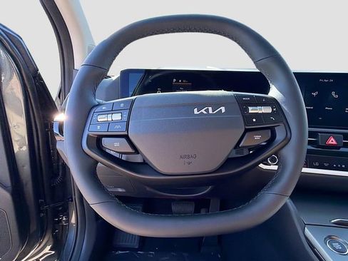 New 2026 Kia Sportage EX AWD/4WD image 11