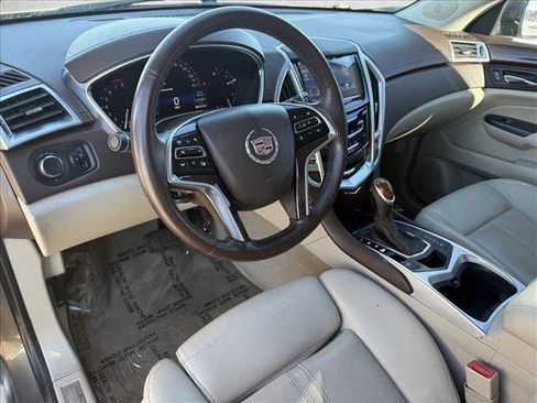 Used 2016 Cadillac SRX Luxury w/ Driver Awareness Package image 12