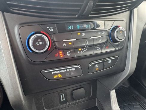 Used 2018 Ford Escape SEL image 34