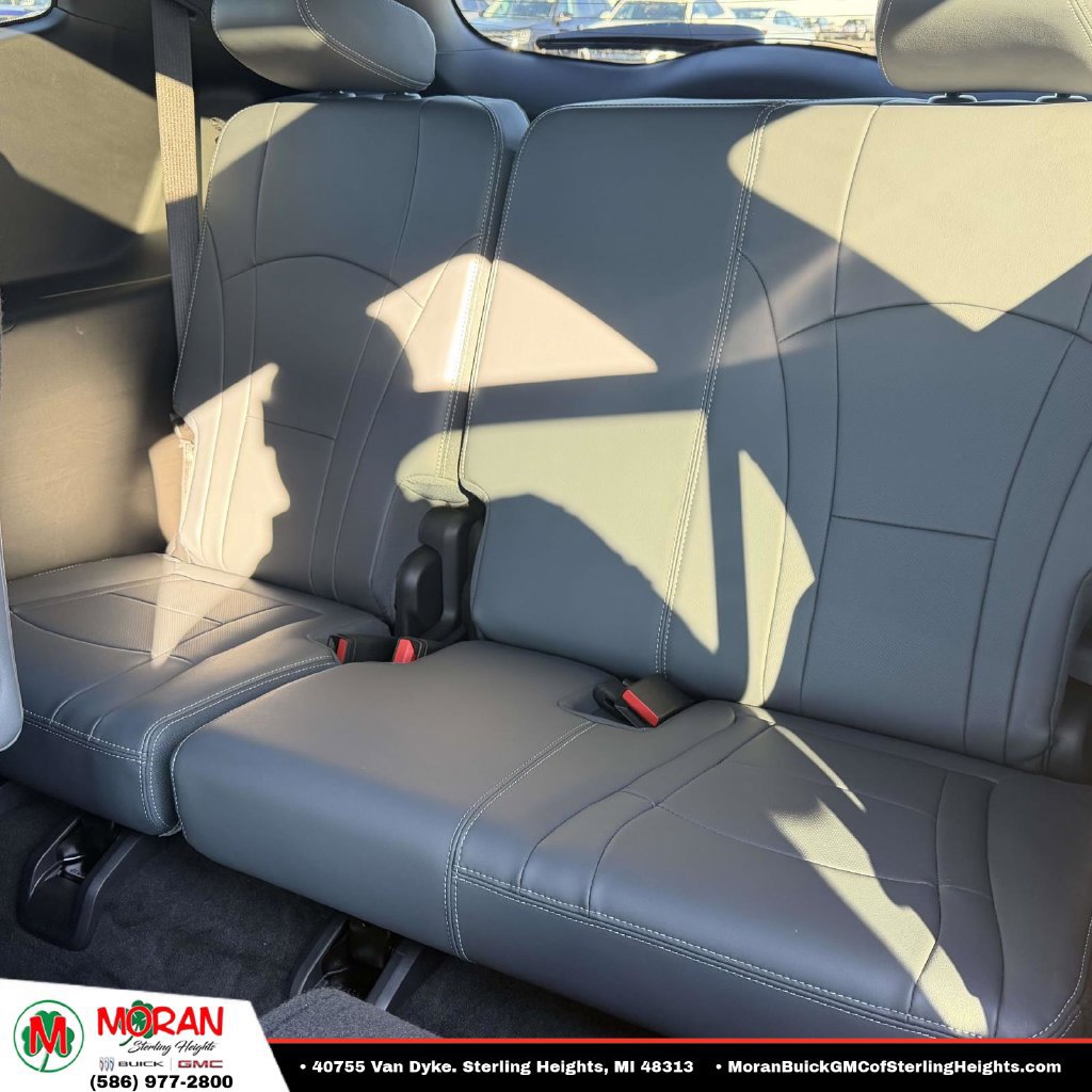 Certified 2024 Buick Enclave Essence w/ Experience Buick Package FWD image 10