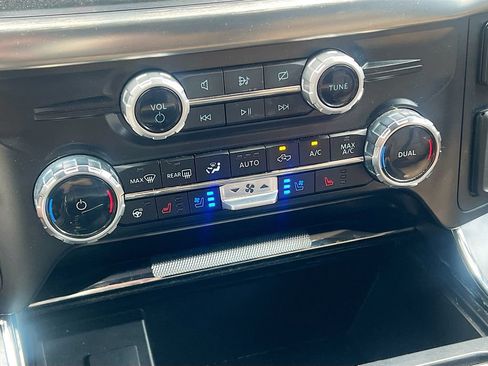 Used 2023 Ford F150 Lariat AWD/4WD image 16