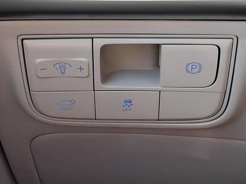 New 2026 Hyundai Tucson Limited image 23