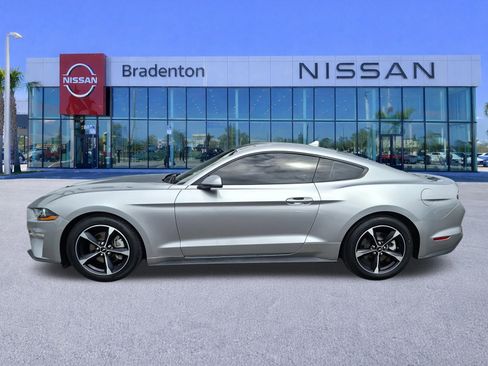 Used 2023 Ford Mustang Coupe RWD image 8