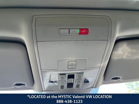 Used 2022 Volkswagen Atlas SEL Premium image 40