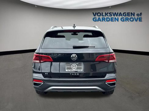 Used 2024 Volkswagen Taos SE FWD image 6