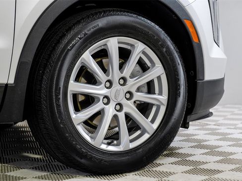 Used 2023 Cadillac XT4 Luxury image 60
