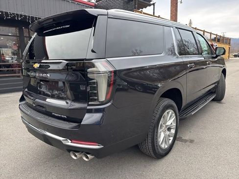 New 2026 Chevrolet Suburban Premier image 8