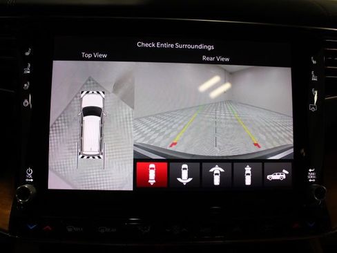 Used 2022 Jeep Grand Wagoneer Series III image 4