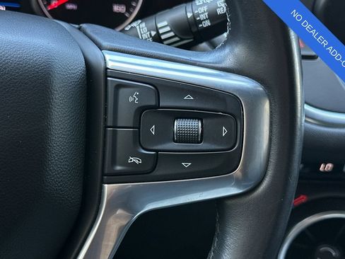 Used 2020 Chevrolet Blazer LT FWD image 28