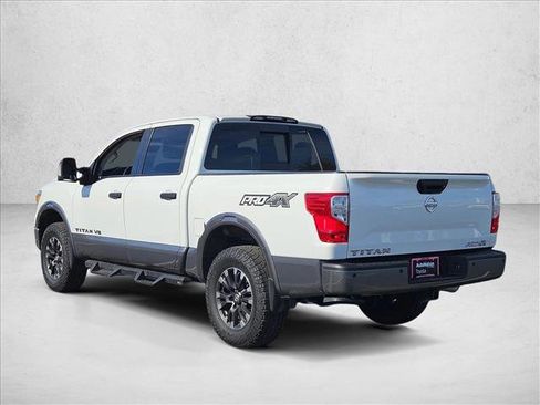 Used 2018 Nissan Titan PRO-4X w/ Pro-4x Convenience Package image 8