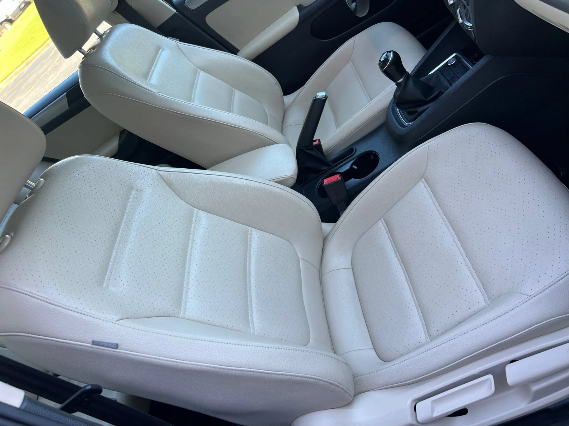 Used 2017 Volkswagen Jetta SE FWD image 23