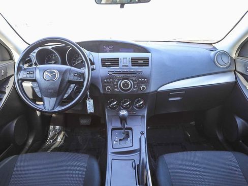 Used 2013 MAZDA MAZDA3 i Sport image 10
