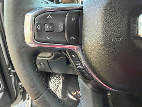 Used 2025 RAM 1500 Laramie image 24