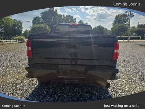 Used 2018 GMC Sierra 2500 Denali w/ Duramax Plus Package AWD/4WD image 4
