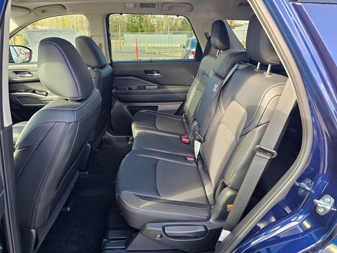 New 2026 Nissan Pathfinder SL w/ SL Premium Package (P04) image 22