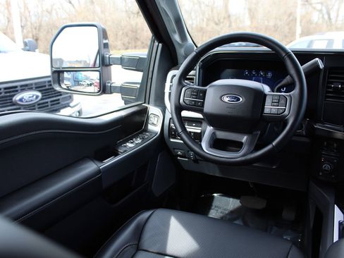 Used 2024 Ford F250 Lariat w/ Tremor Off-Road Package image 10