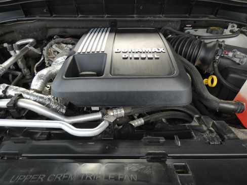 Certified 2024 GMC Sierra 1500 AT4 w/ Technology Package AWD/4WD image 19