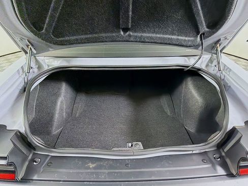 Used 2021 Dodge Challenger SRT Hellcat Redeye image 28